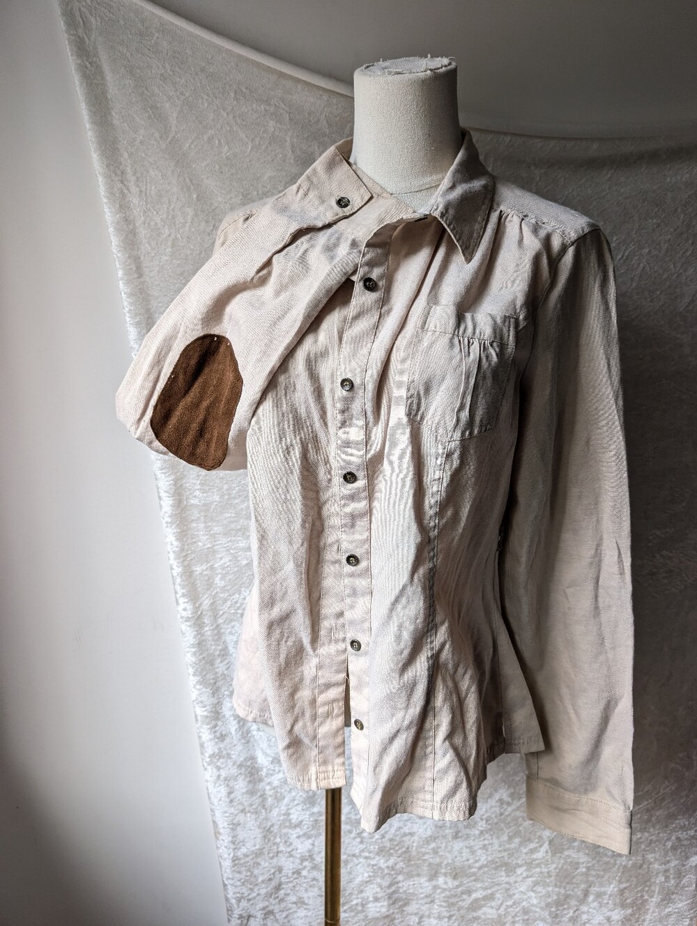 American Star Women's Large Elbow Patch Beige Tanish. Ream Button Down Fitted